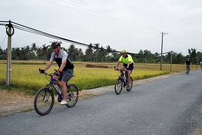 Mekong cycling tours